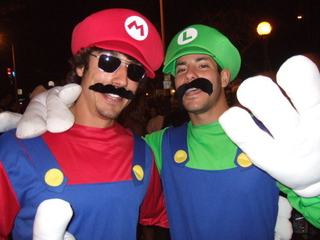 Illustration for article titled Nintendo Love Invades West Hollywood Costume Carnaval
